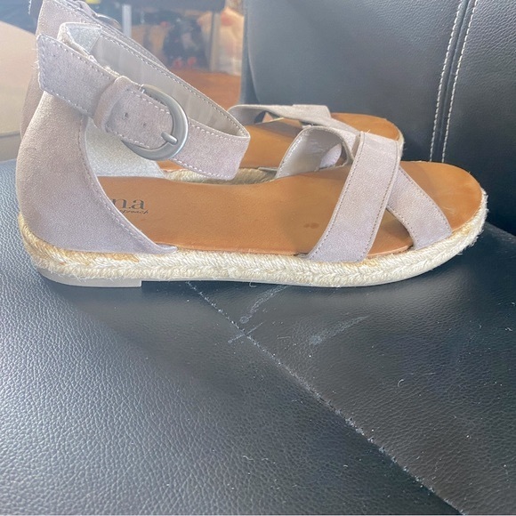 A.N.A Espadrilles Sandals Light Grey Size 8.5 - Picture 6 of 13